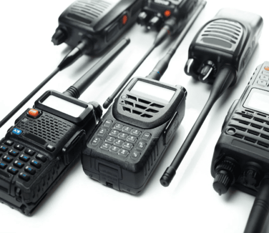Услуги радиосвязи TETRA: что это за стандарт связи и почему он удобен для массовых мероприятий