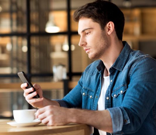 Защита телефона от неблагоприятных факторов