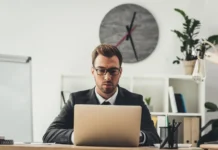 Как выбрать программу для мониторинга персонала: ключевые критерии