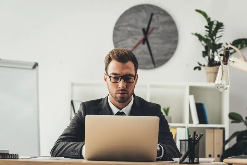 Как выбрать программу для мониторинга персонала: ключевые критерии