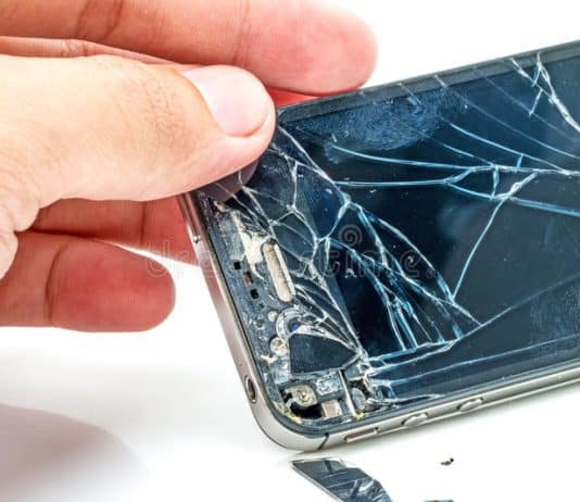Особенности повреждений телефона