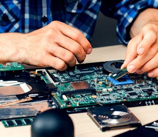 Услуги по ремонту компьютеров
