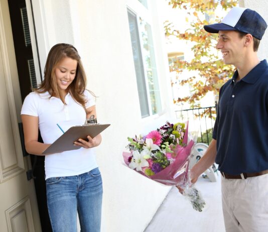 Доставка цветов СПб недорого: какая компания ее осуществляет