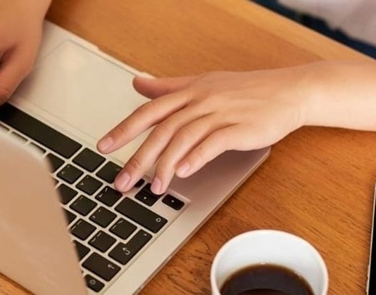 Почему выгодно использовать программу 1С в коммерческих структурах: подробности