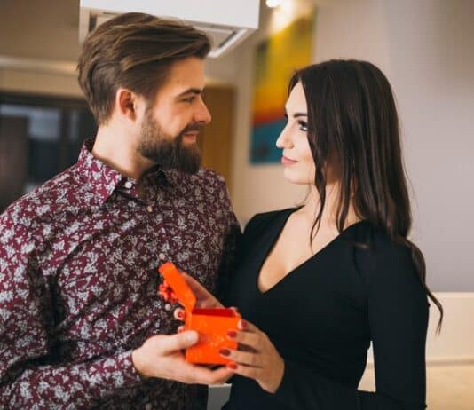 Коробки для бижутерии: виды