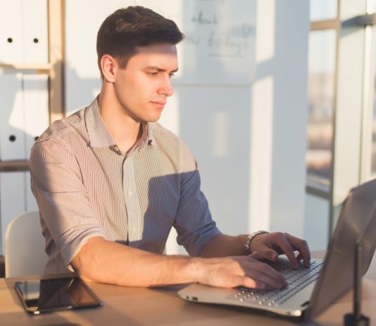 Чем приложения удобнее сайтов, и какие полезные функции в них есть