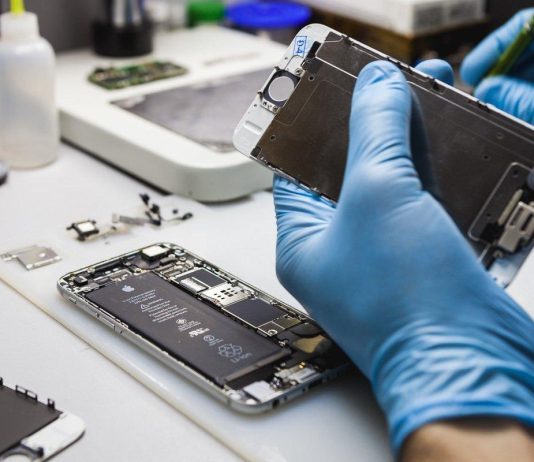 Ремонт мобильных телефонов на выгодных условиях от Pedant.ru