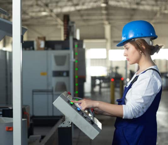 Контроллеры: основные типы и их применение в автоматизации