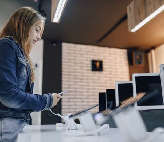 Бюджетные, средние и флагманы: в каком сегменте искать идеальный смартфон